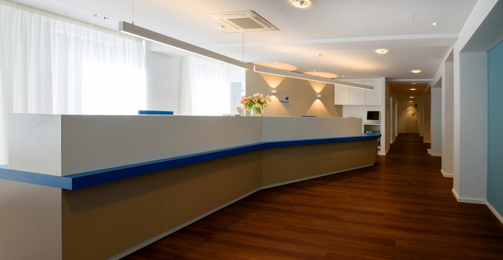 Theke-Koeln-Gutjahr-Wyen-Arztpraxis-Akustik-Vorhang